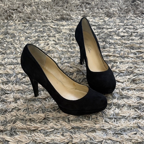 Marc Fisher Shoes - Elegant Marc Fisher Black Suede Women's Heels, Size 6